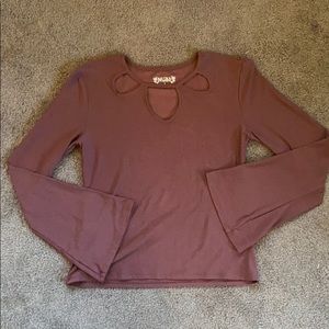 Mauve SHIRT w/neck detail and wide sleeves